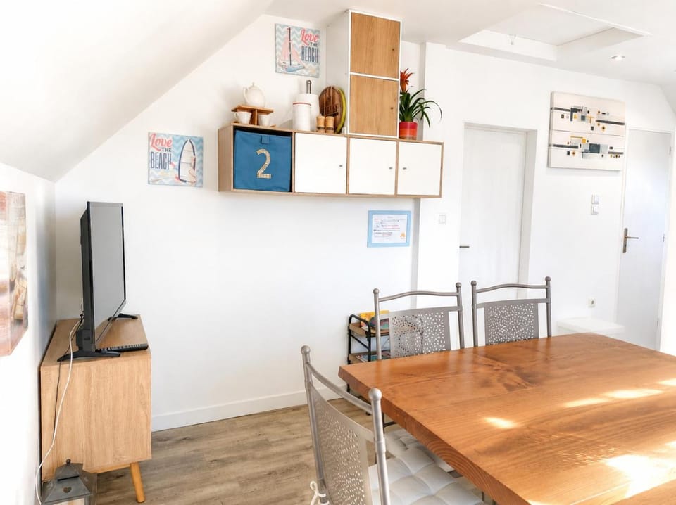 LES COQUILLAGES, plage et centre à pied, lits faits, 2 sdb Apartment in Berck