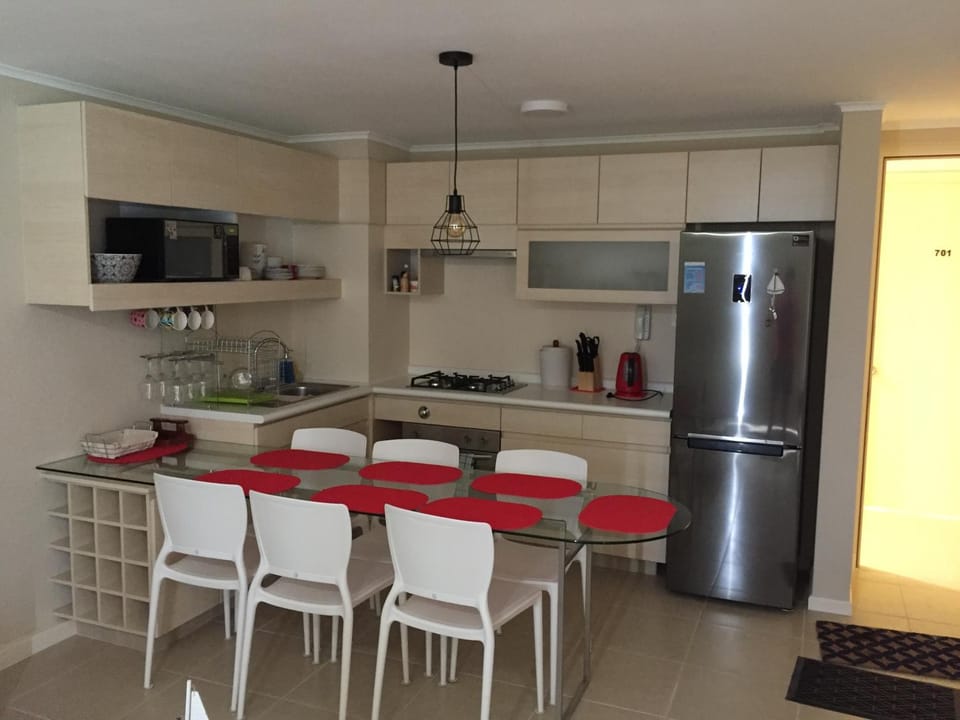 Kitchen or kitchenette, Dining area, On site, Family, Family