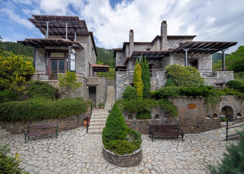 Property building, Day, Garden view, Landmark view