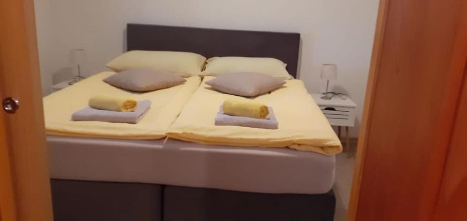 Guesthouse Sara Bed and Breakfast in Lika-Senj County