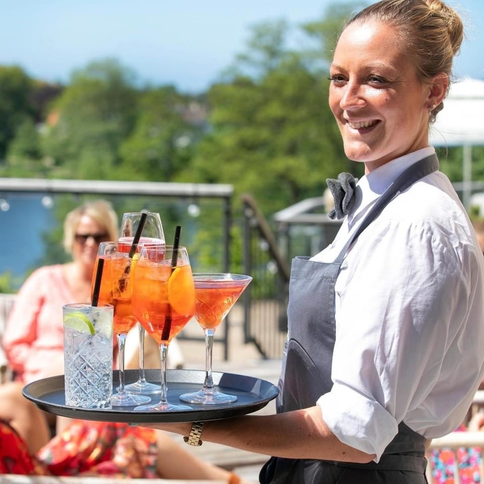 Balcony/Terrace, Lounge or bar, Lake view