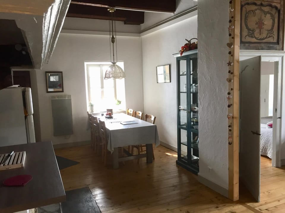 Decorative detail, Dining area, Area and facilities