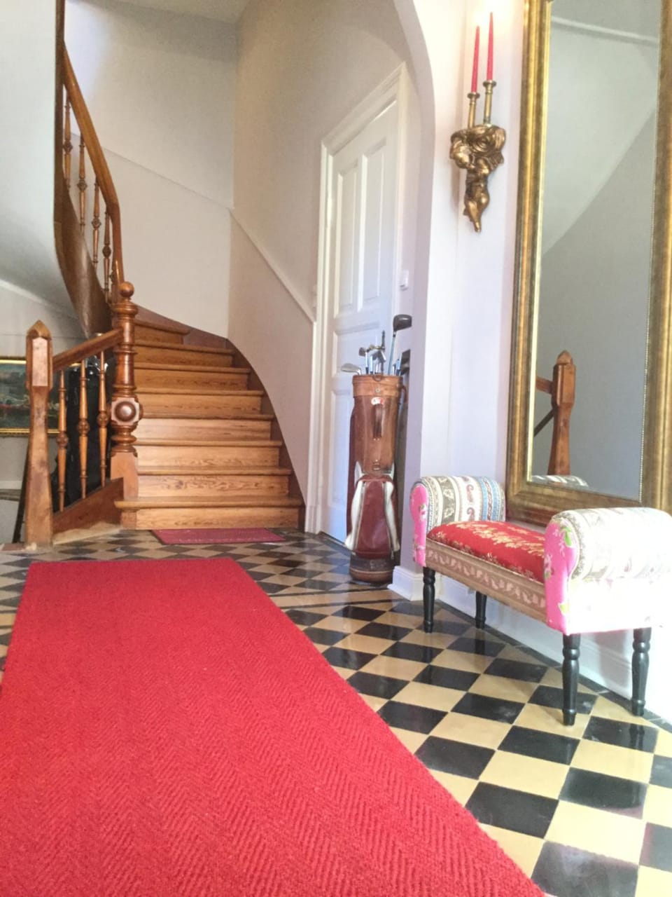 Lobby or reception, Decorative detail