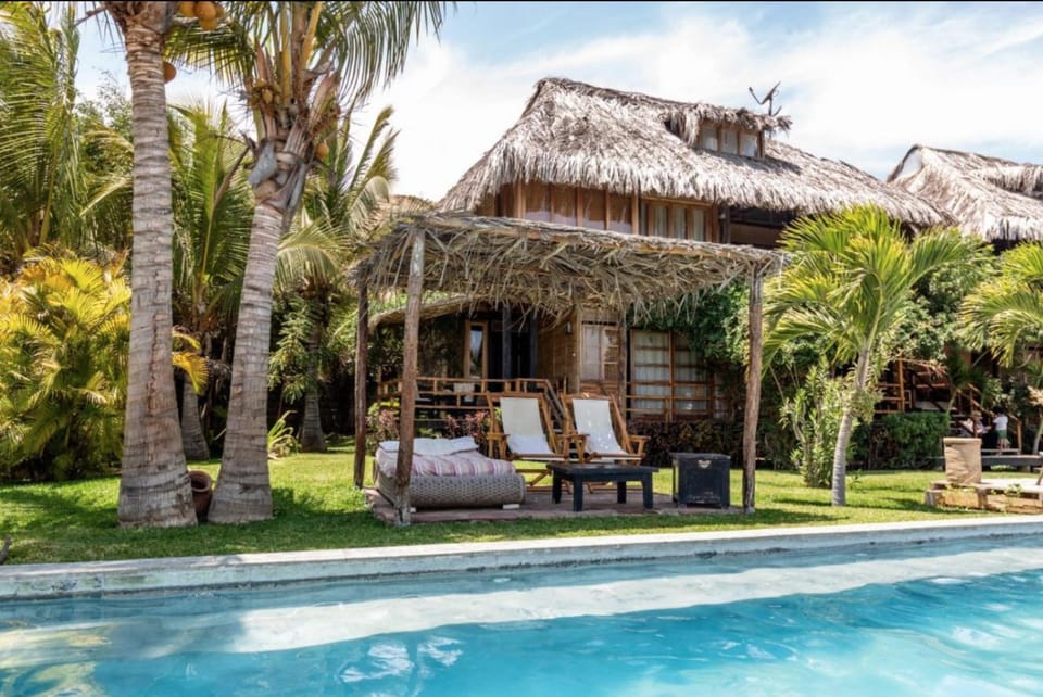 Garden, Swimming pool