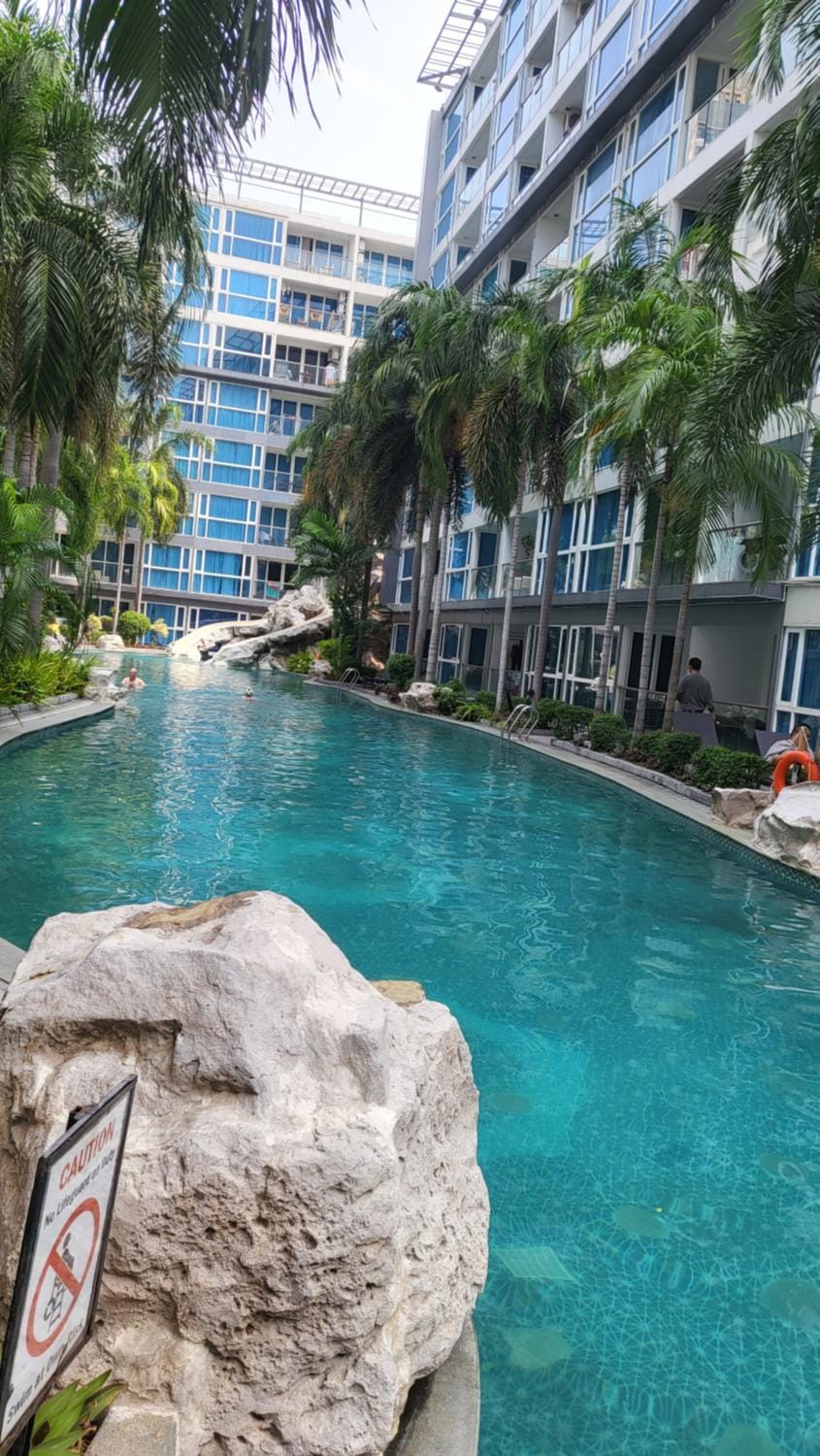 Centara Avenue Residence by Patsamon Apartment in Pattaya City