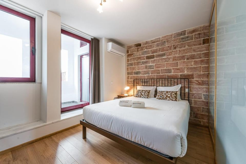 GuestReady - Crayon Walls Apartments Apartment in Porto