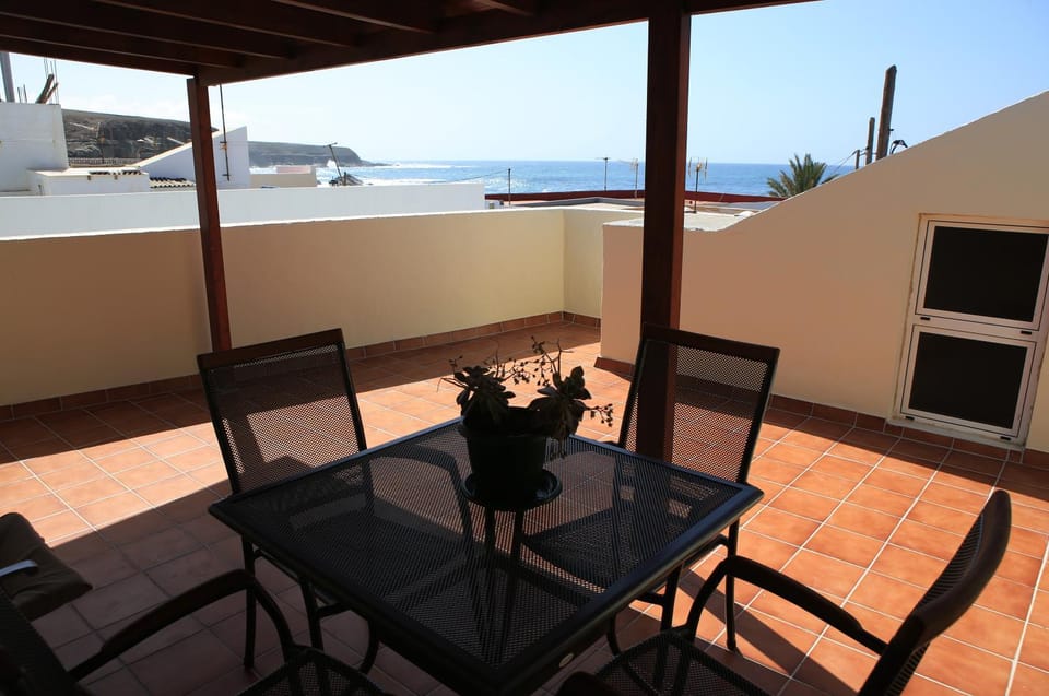 Casa Pano Beach House Apartment in Maxorata
