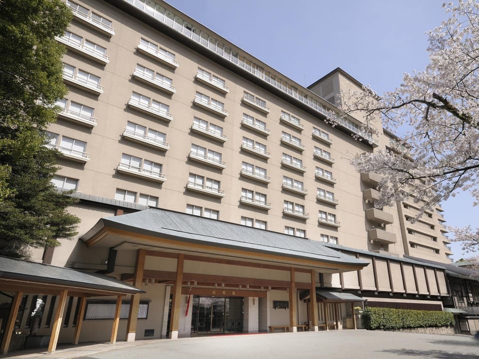 Property building, Facade/entrance, Spring, Day