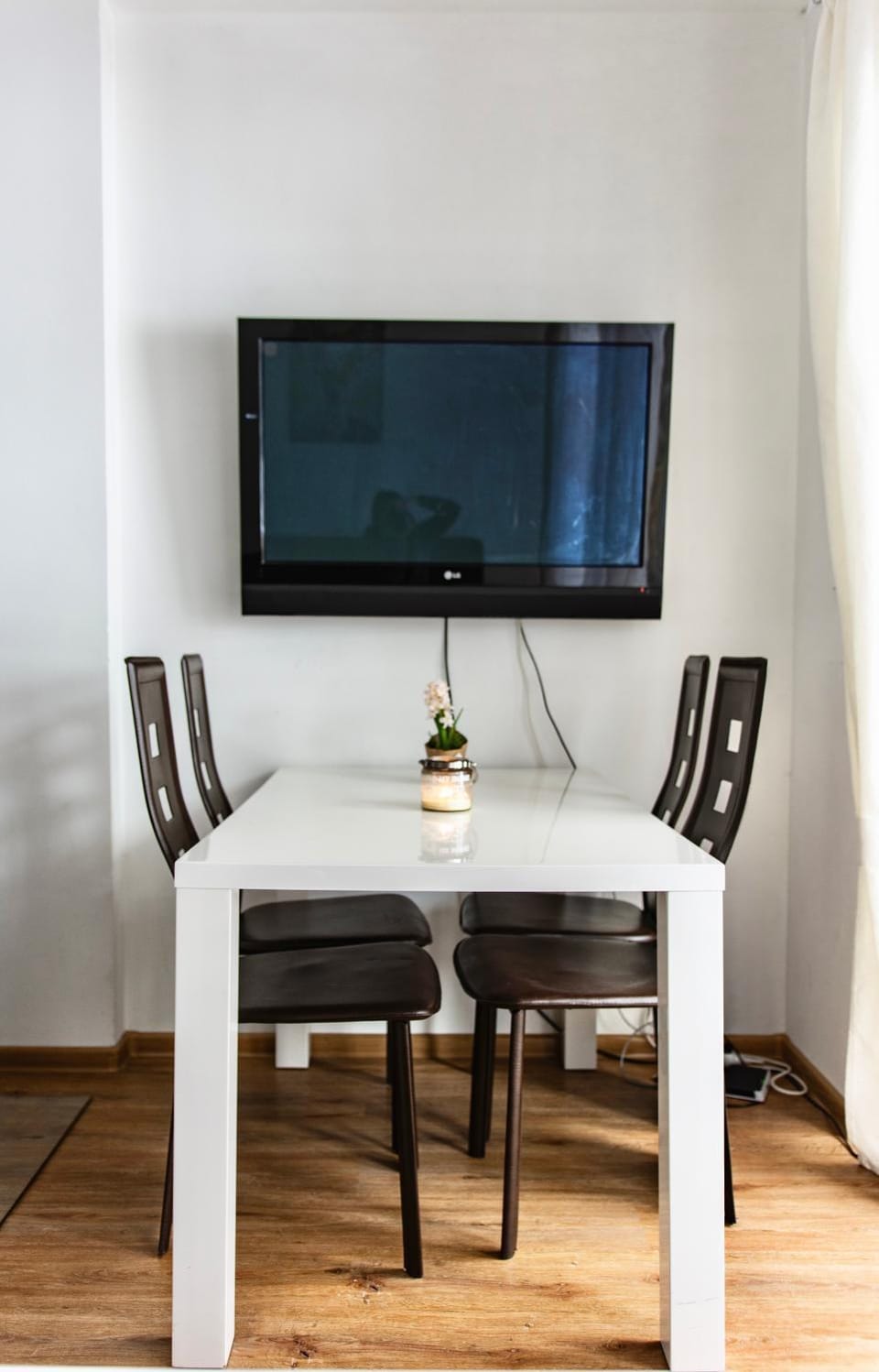 TV and multimedia, Dining area