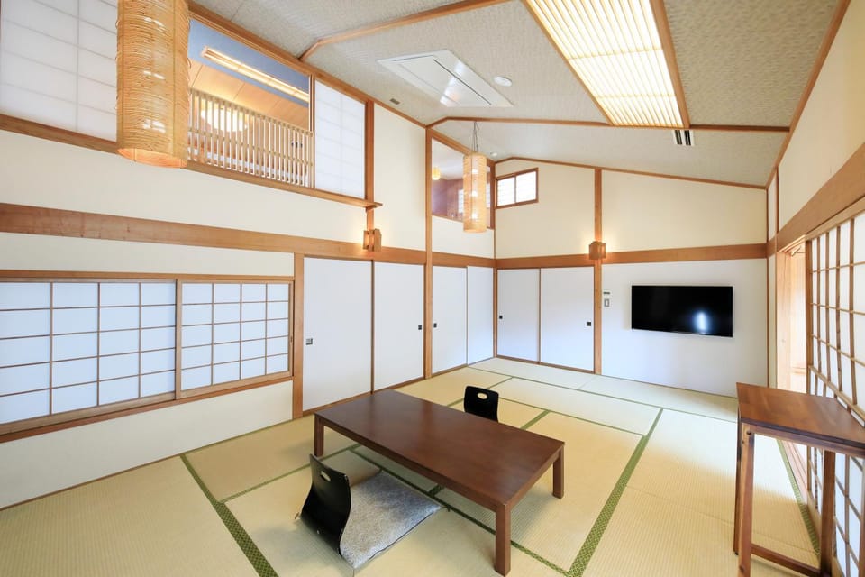 Living room, Photo of the whole room
