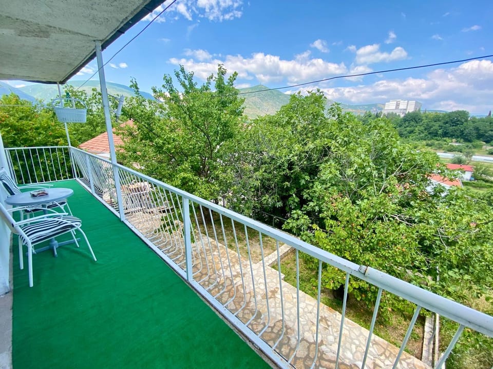 Natural landscape, View (from property/room), Balcony/Terrace