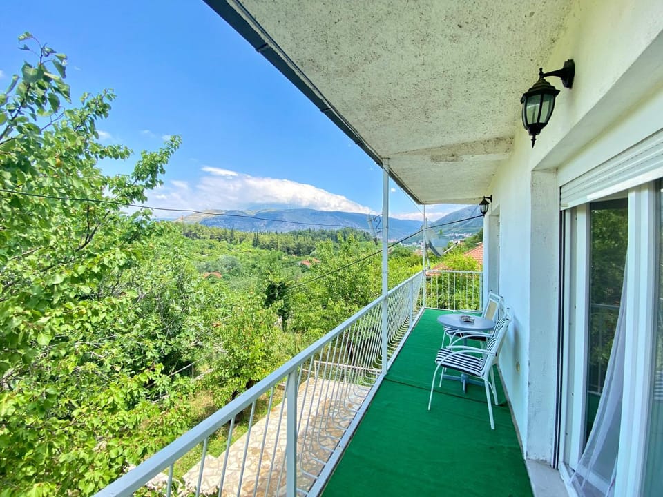 Day, Natural landscape, View (from property/room), Balcony/Terrace, Mountain view