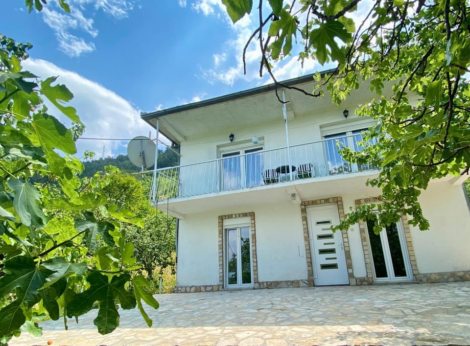 Property building, Day, View (from property/room), Balcony/Terrace, Garden view