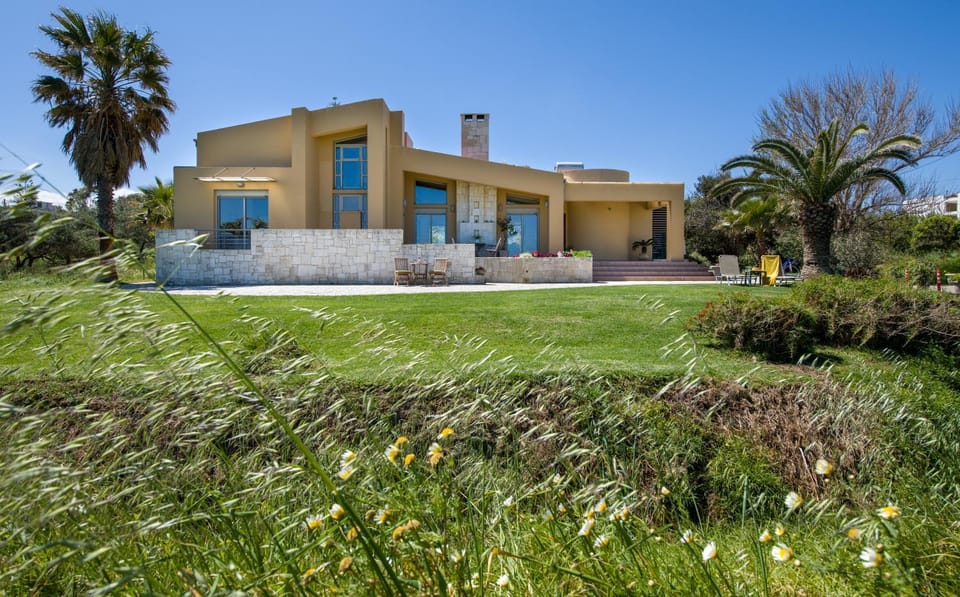 Property building, Day, Garden