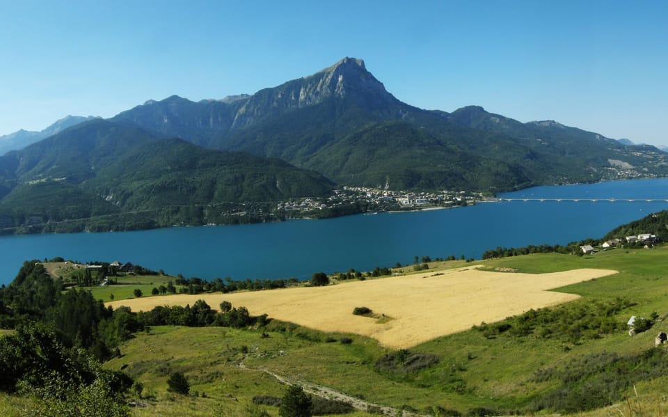 Natural landscape, Fishing, Hiking, Lake view, Mountain view