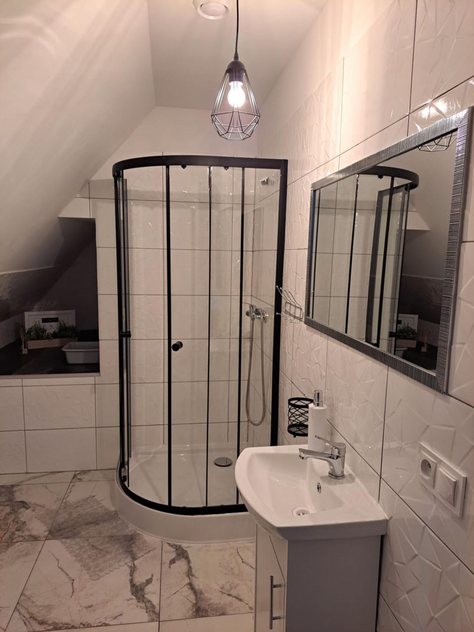 Shower, Bathroom