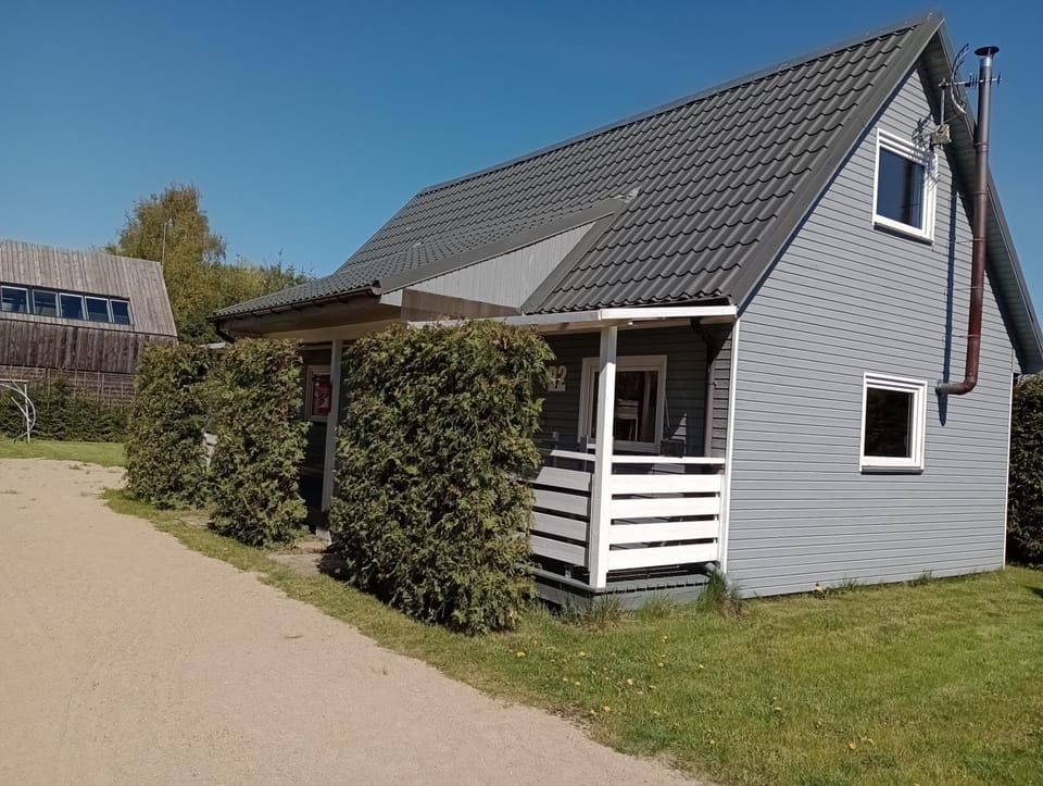 Property building, Day, Garden, Garden view