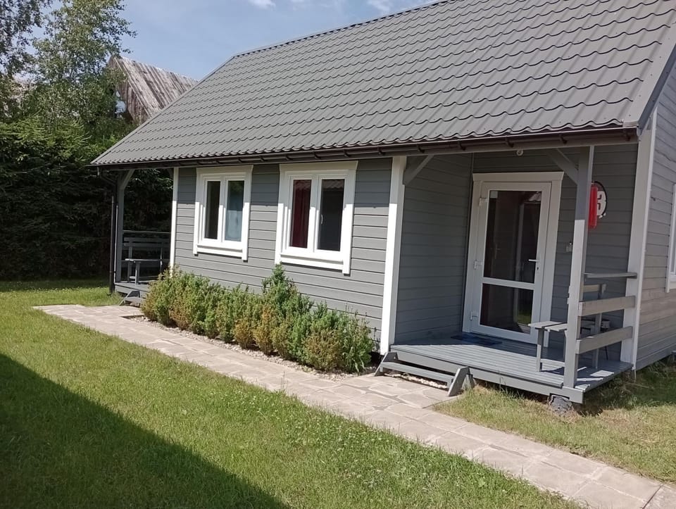 Property building, Day, Garden