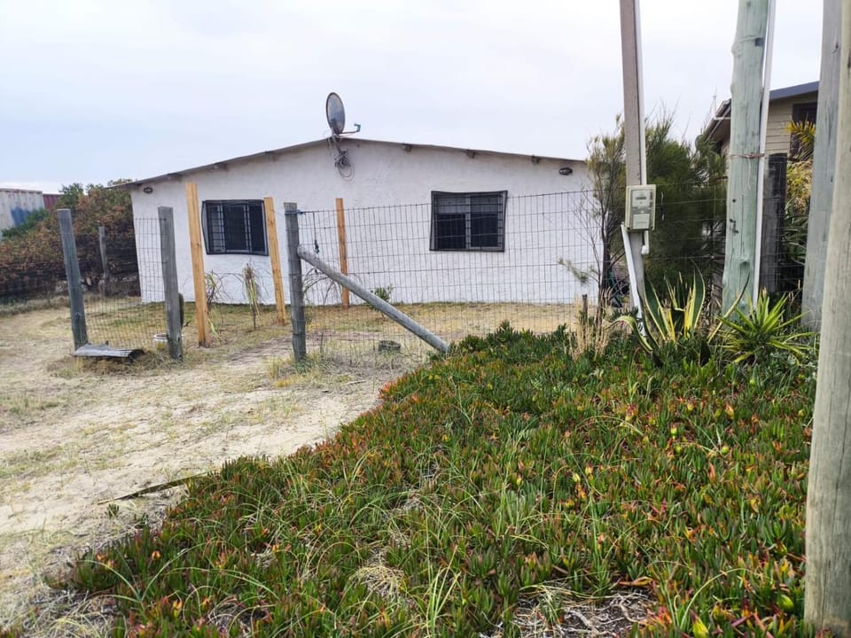 La casa de Juan House in Canelones Department, Uruguay