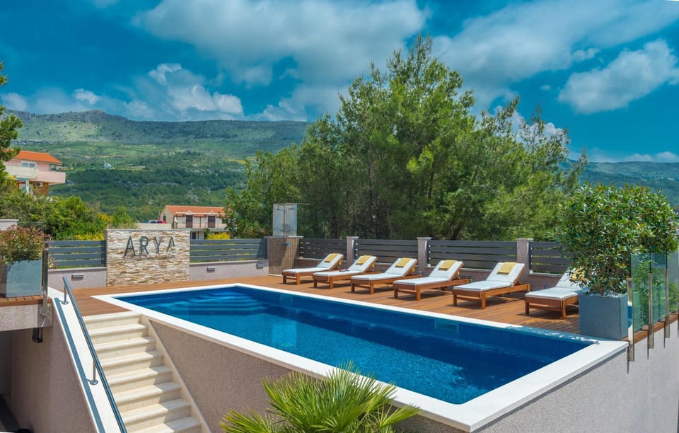Natural landscape, Pool view, Swimming pool
