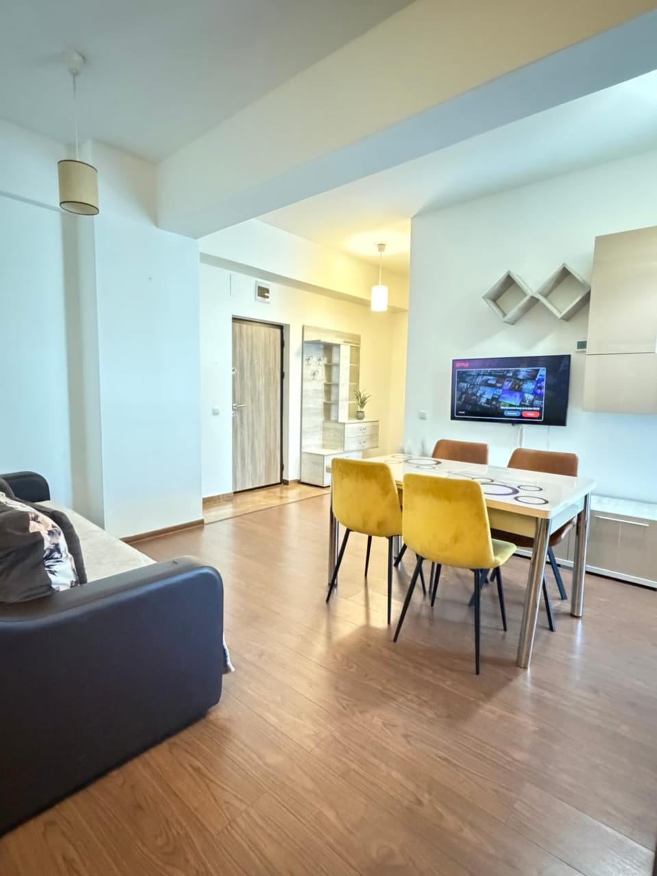 Cozy City Center Acommodation - Palas Mall Iasi Apartment in Moldova
