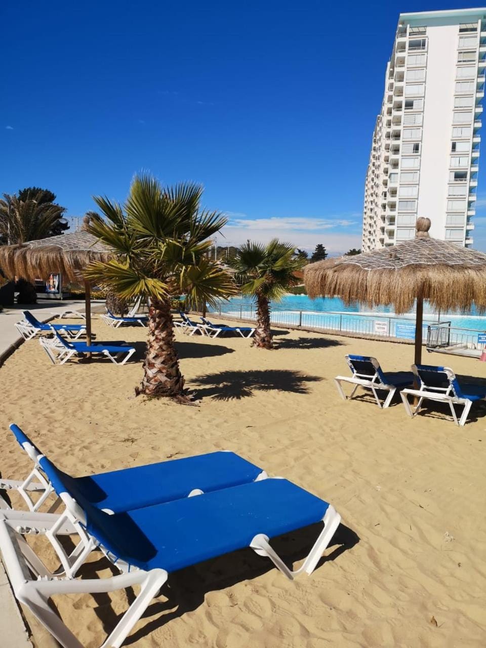 Beach, Swimming pool
