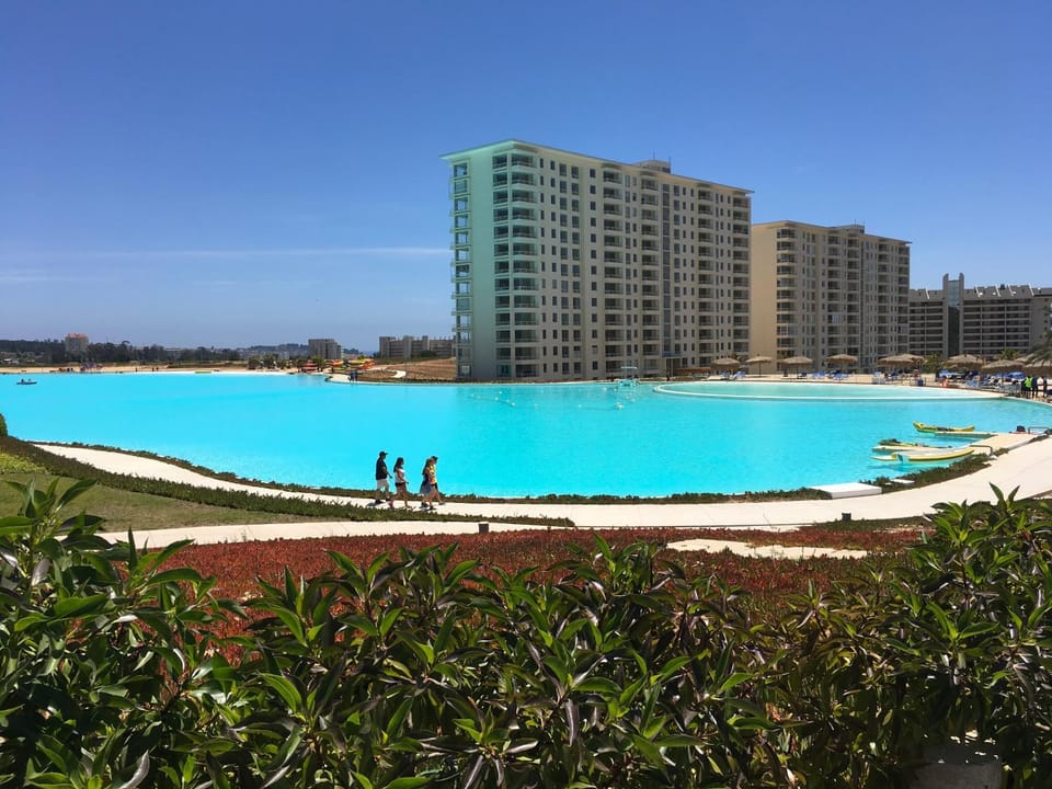 Lake view, Pool view