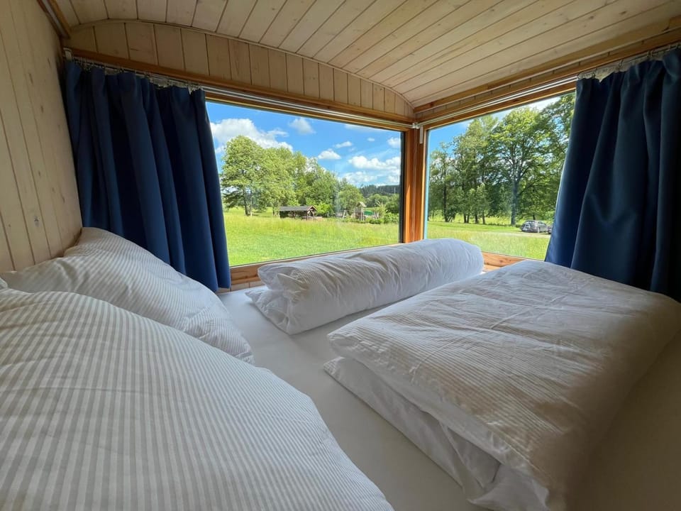 Bed, View (from property/room), View (from property/room), Bedroom, Garden view, Garden view