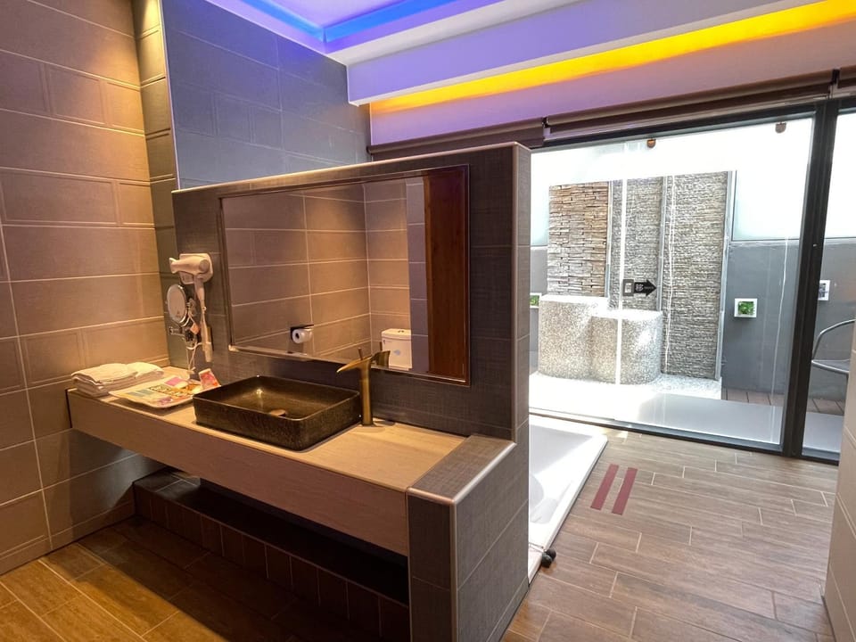 Yosemite Motel - Chunghua Branch Motel in Fujian