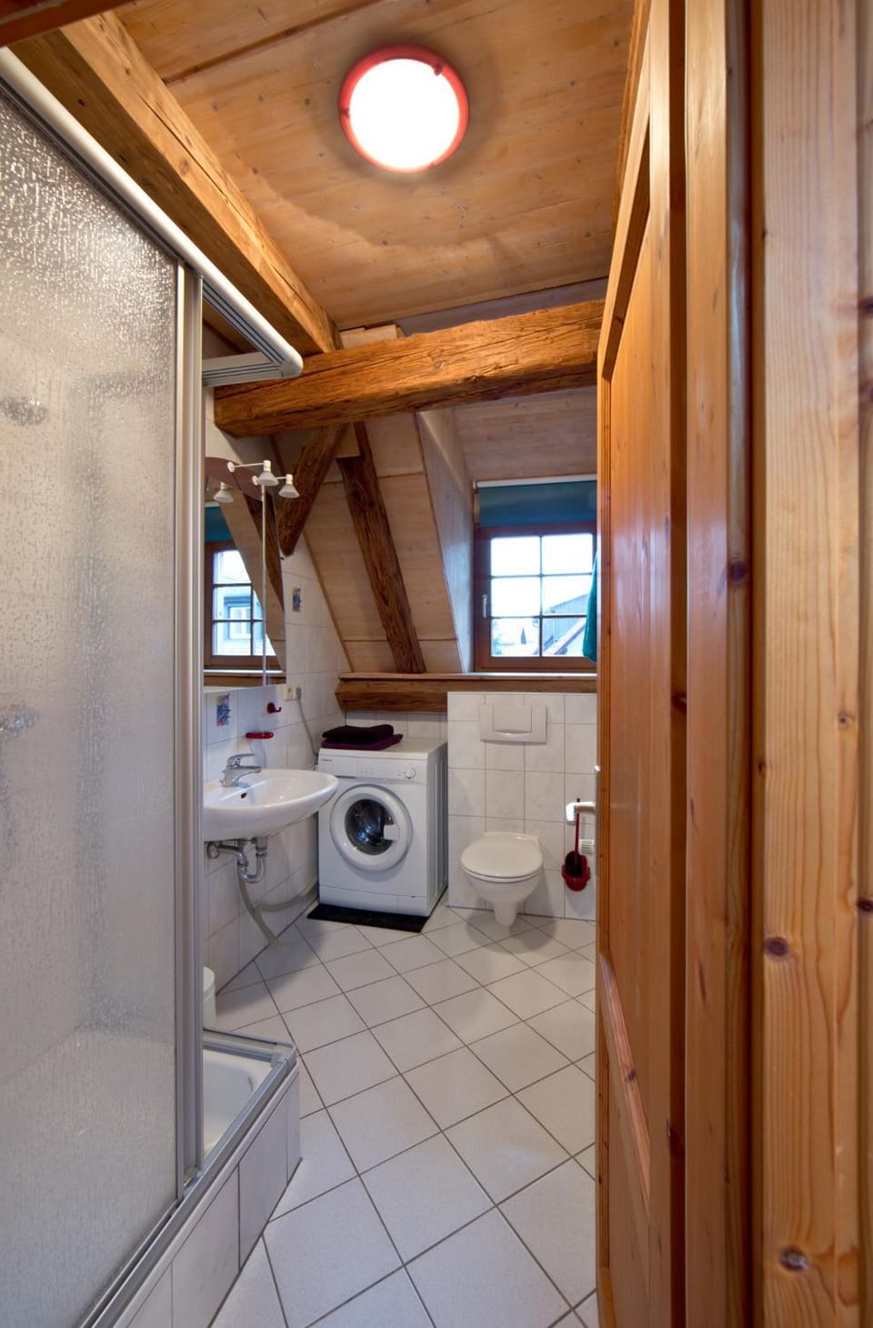 Bathroom, washing machine