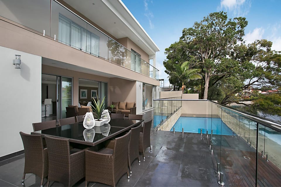 Property building, Swimming pool