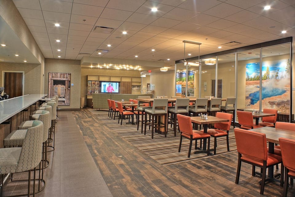 Restaurant/places to eat
