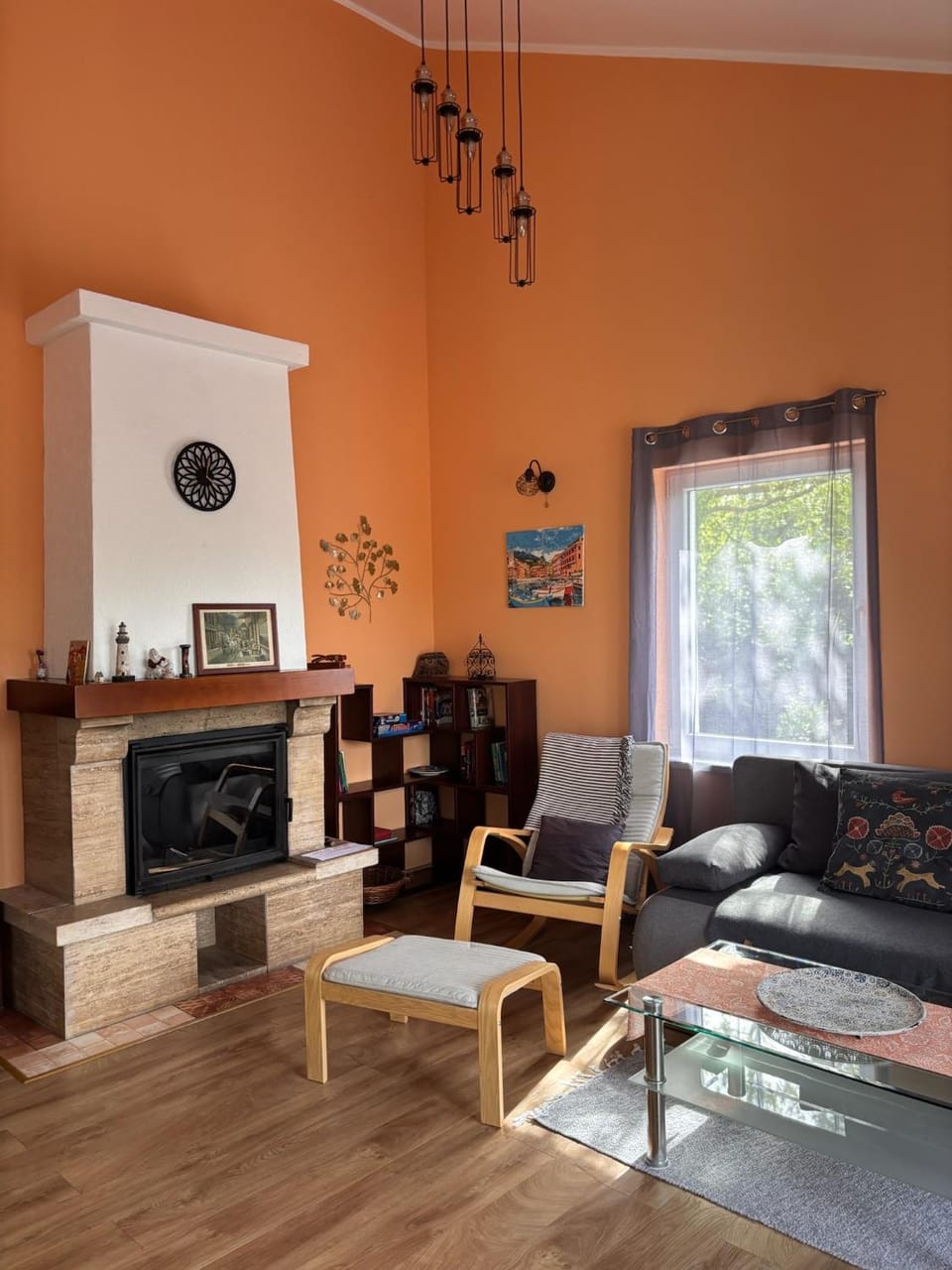 TV and multimedia, Living room, Seating area