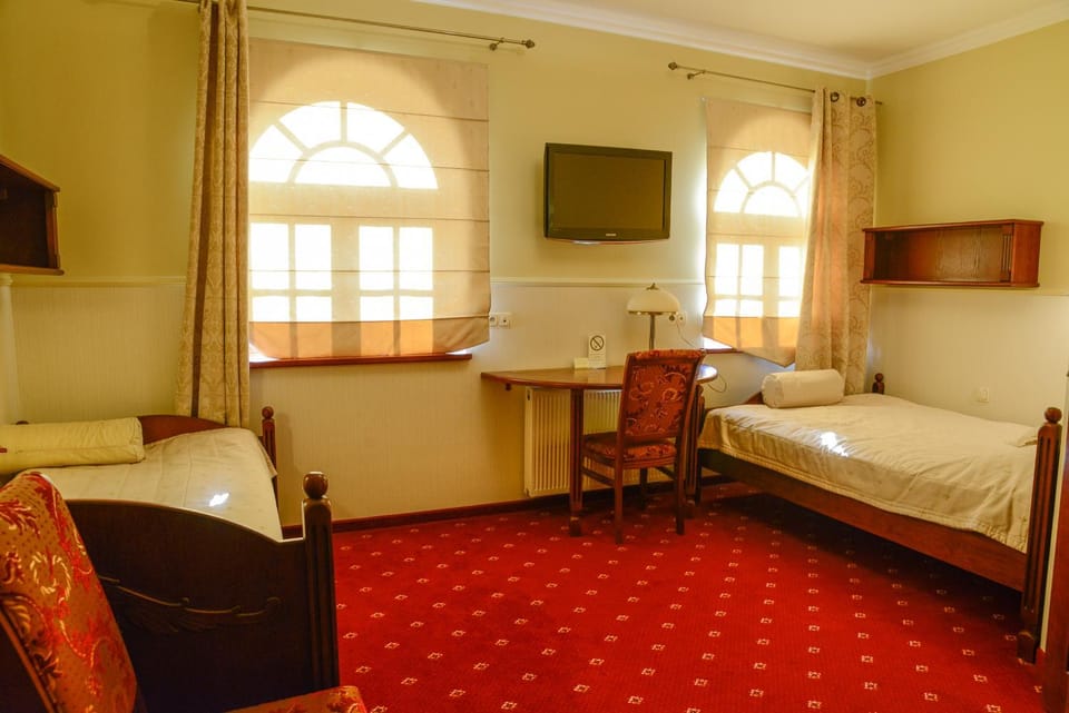 Nature Clinic Park Hotel Motel in Warsaw