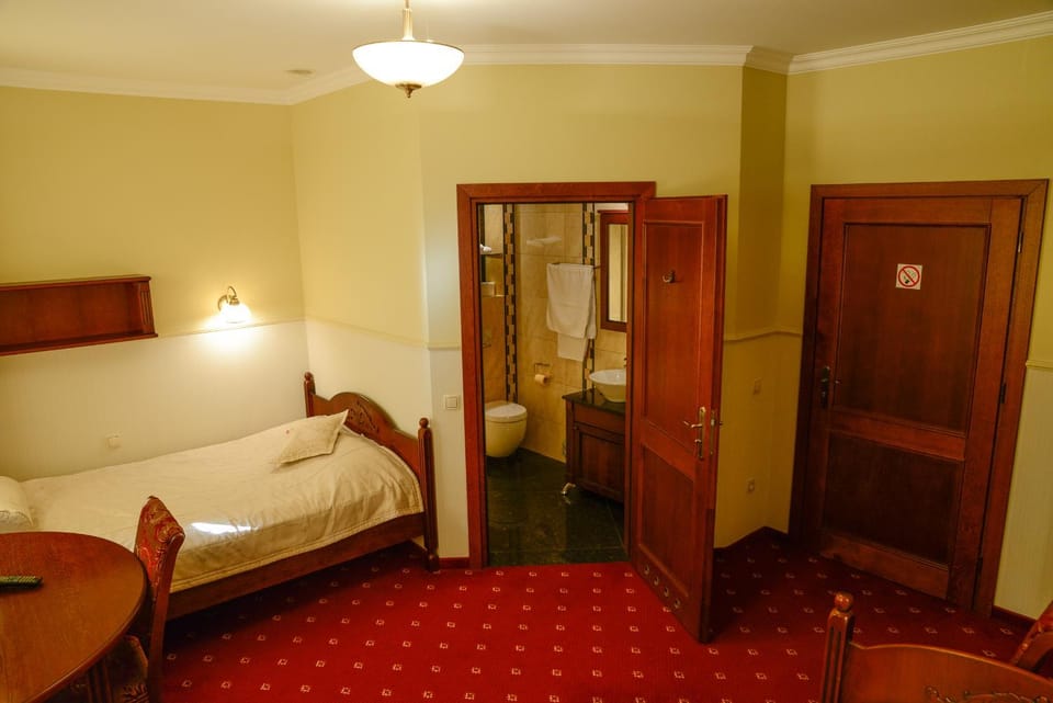 Nature Clinic Park Hotel Motel in Warsaw
