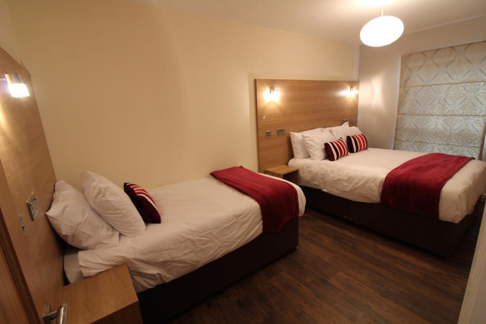 Sal's Hideout - City Centre - Parking - 2BR Apartment in Belfast