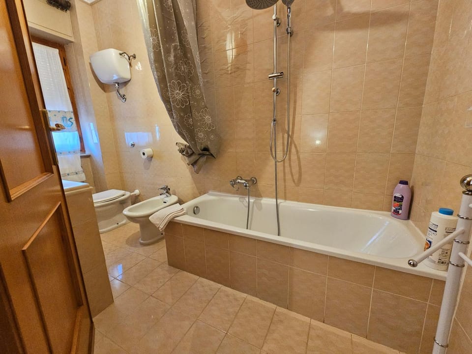 Antonhouse Alghero Bed and Breakfast in Alghero