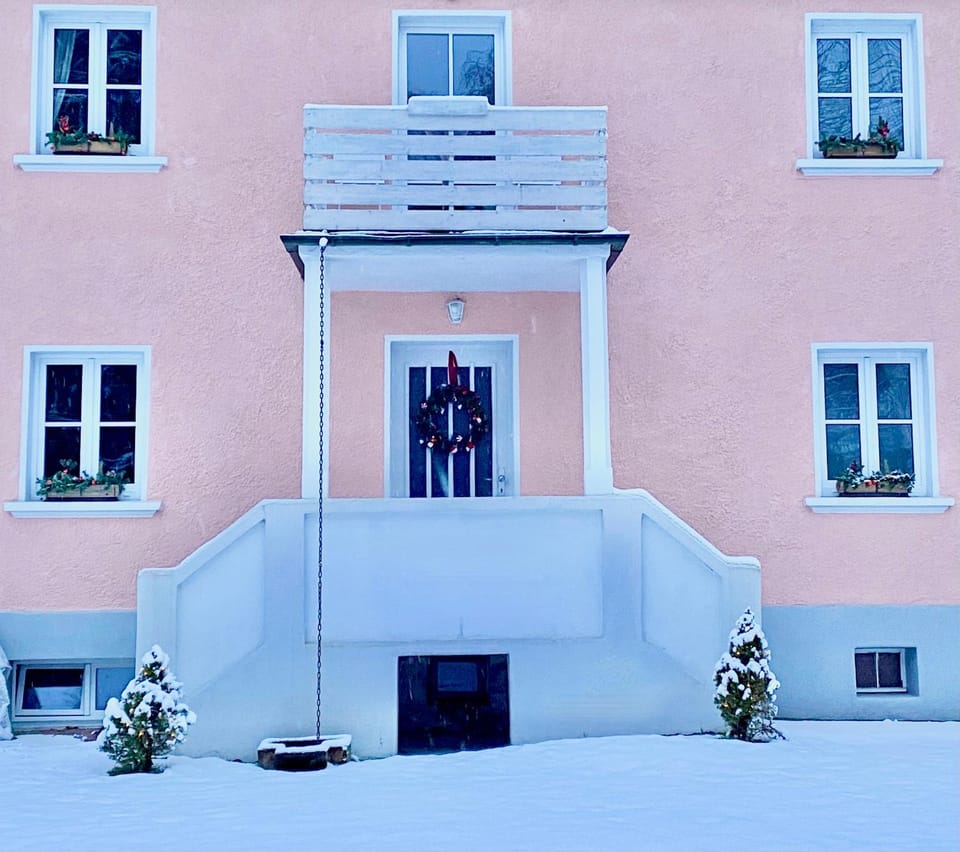 Property building, Facade/entrance