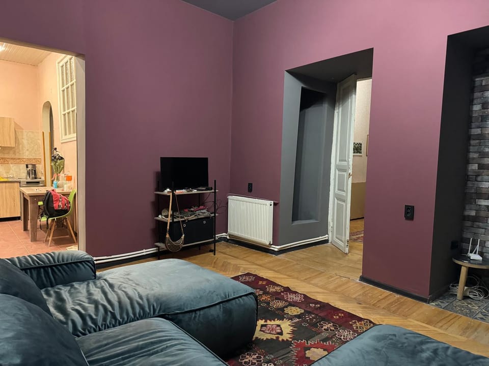 TV and multimedia, Living room, kitchen, air conditioner