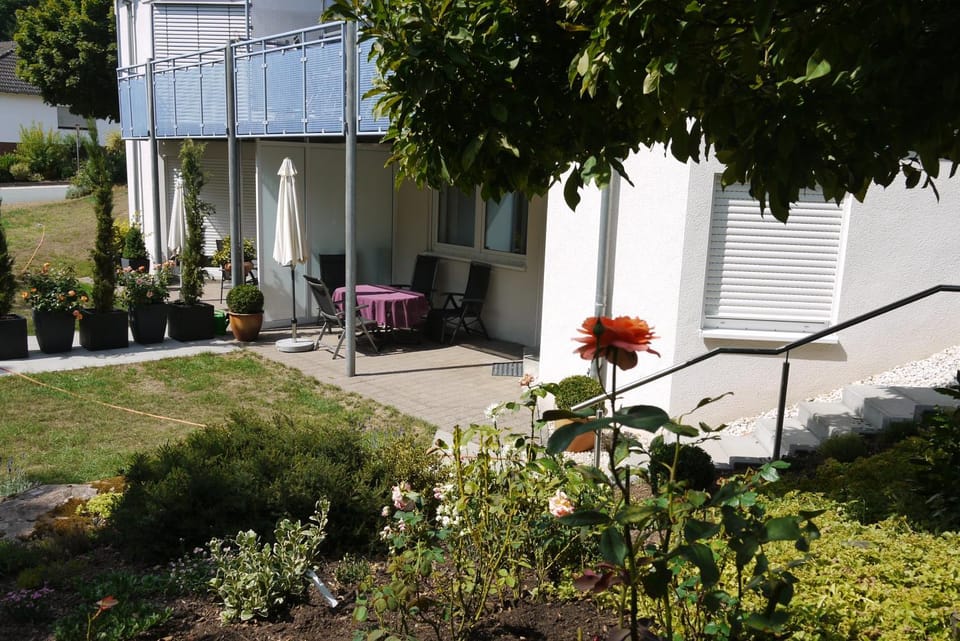 Garden, Balcony/Terrace