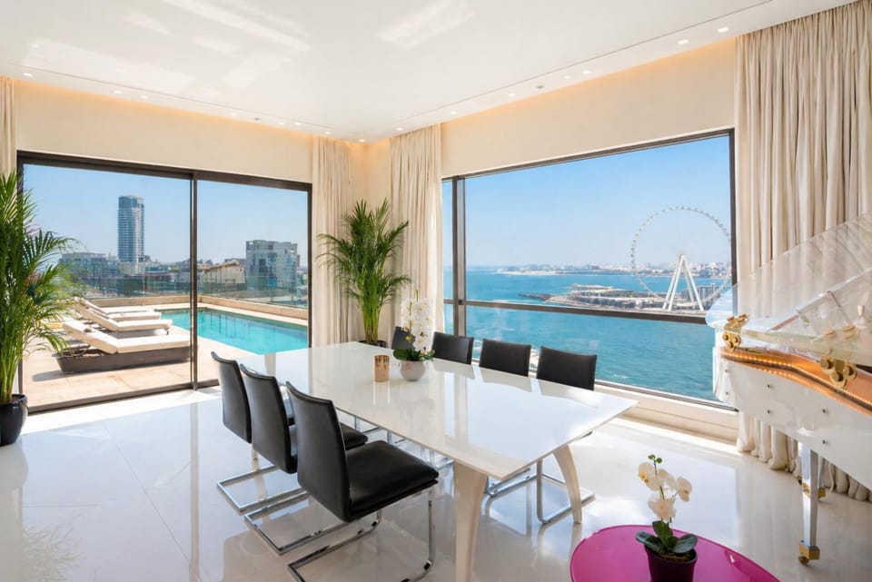 Dubai JBR Amaz Penthouse front sea 5 plus 1 Bdr private Climatized pool Apartment in Dubai