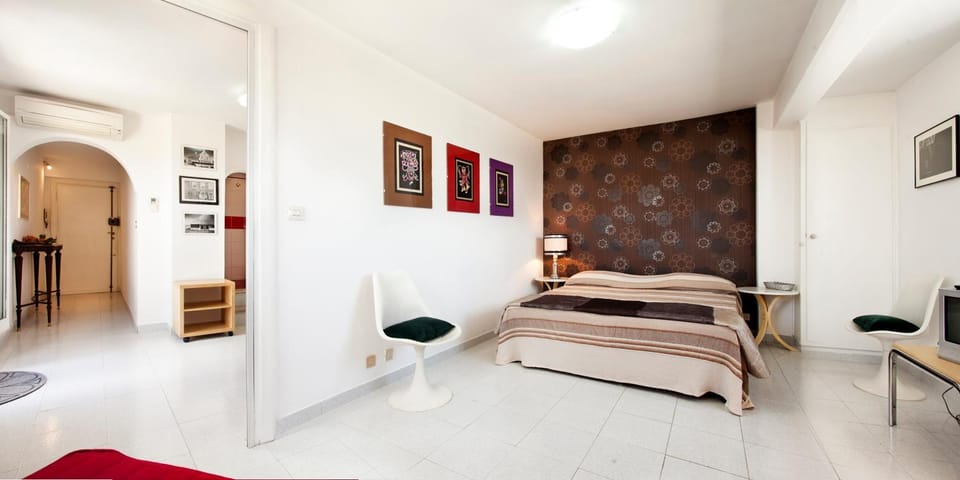 Trastevere Station Terrace Apartment in Rome