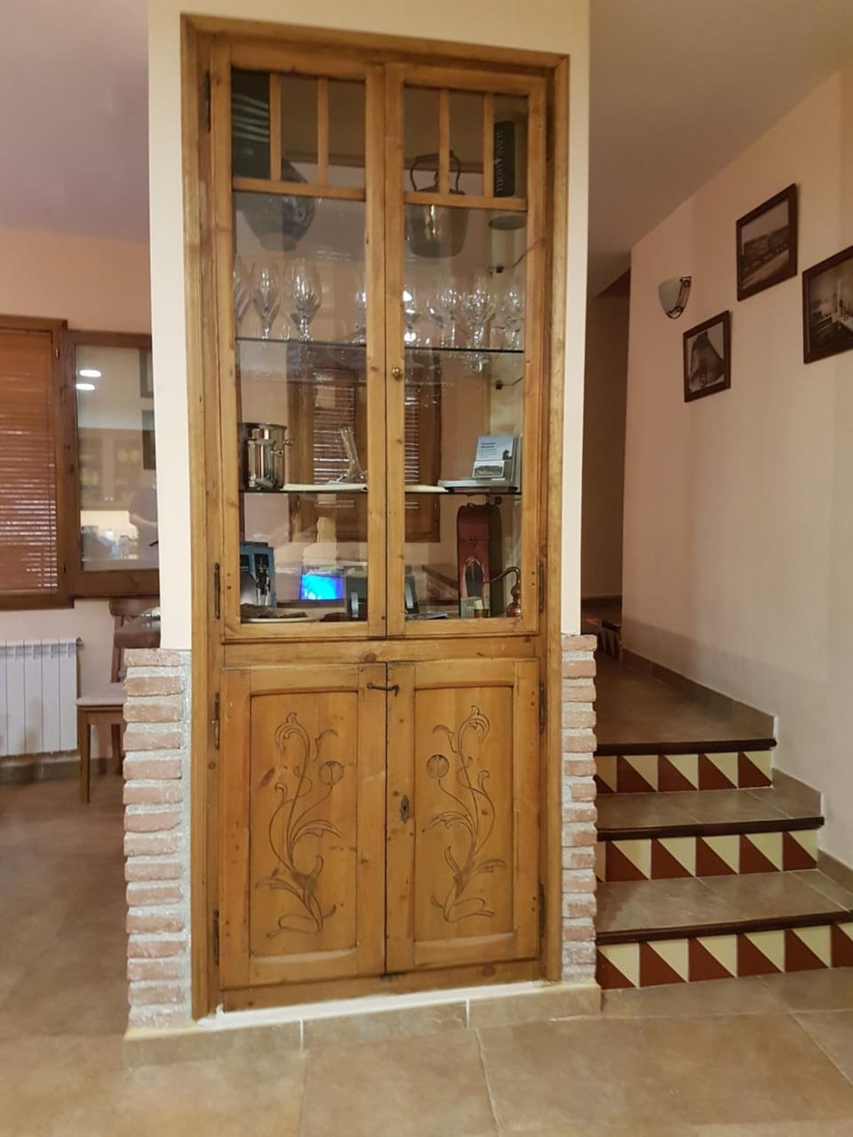 Communal lounge/ TV room