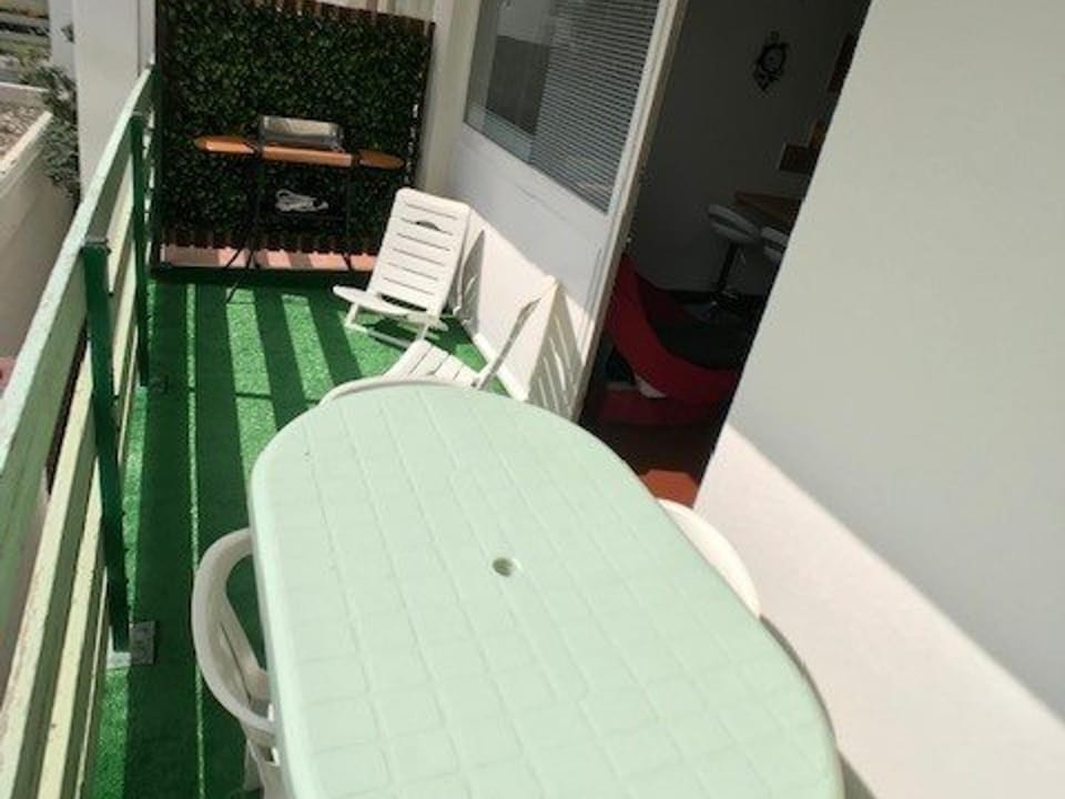 Appartement T2+Cabine à Port Leucate - Piscine, Plage à Proximité, Parking Privé Cabin in Leucate
