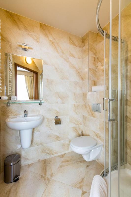 Hotel Carmen Hotel in Lower Silesian Voivodeship