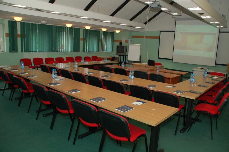 Meeting/conference room