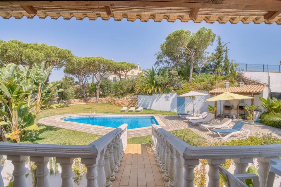Garden, Swimming pool, sunbed
