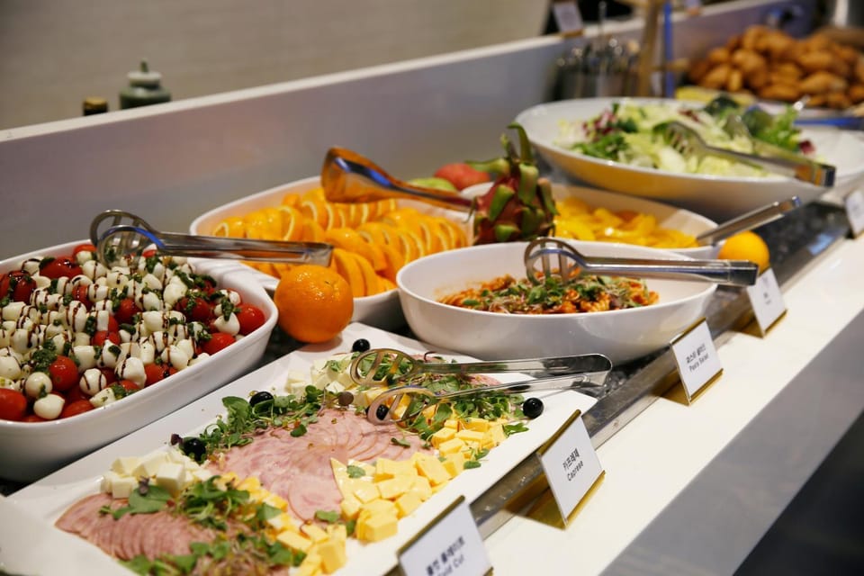 Buffet breakfast