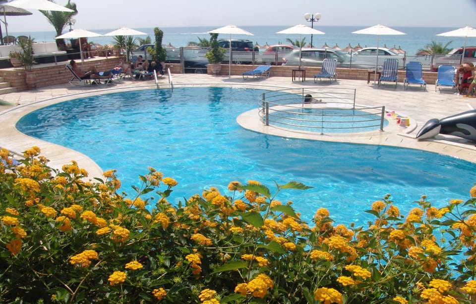 Other, Pool view, Sea view