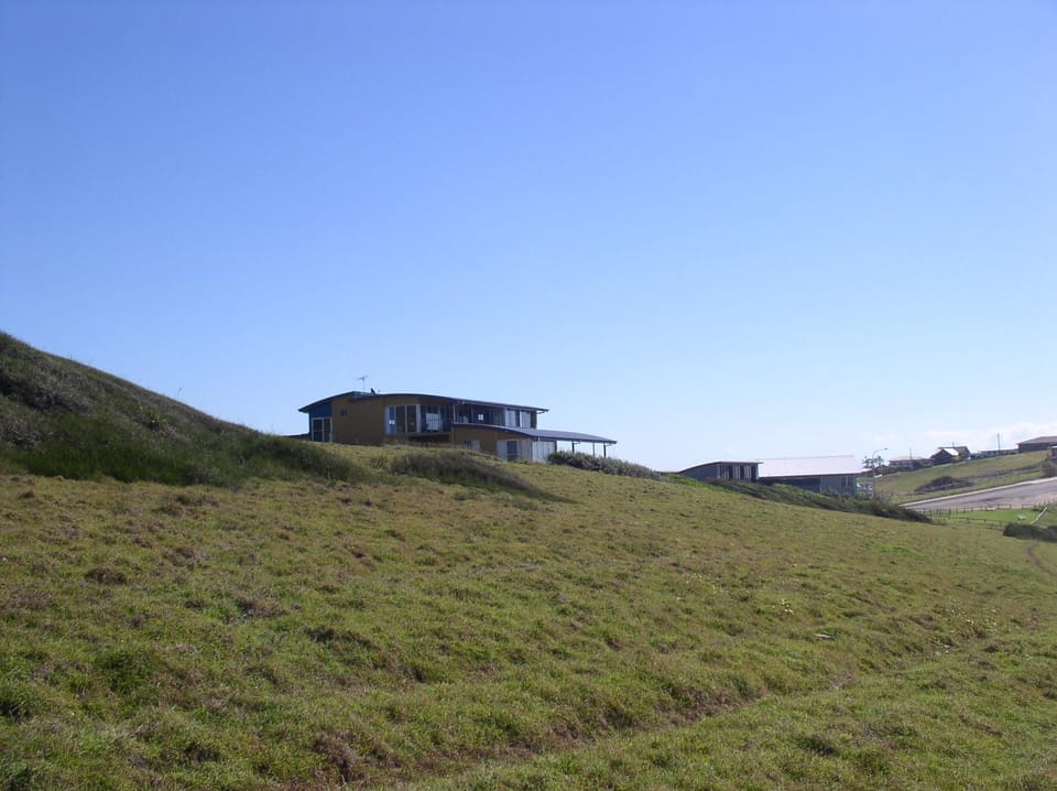 Property building, Natural landscape, Bird's eye view, Fishing, Beach, Windsurfing, Hiking